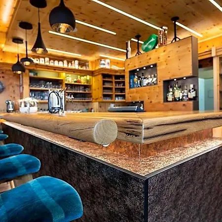 Hotel Waldfrieden 4*